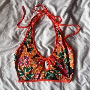 Princess Polly Tropical Halter Crop Top (us size 2)🌴